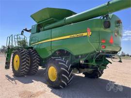 2017 JOHN DEERE S680