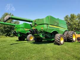 2017 JOHN DEERE S680