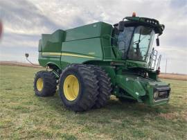 2017 JOHN DEERE S680