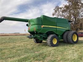 2017 JOHN DEERE S680