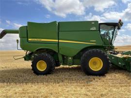 2017 JOHN DEERE S680