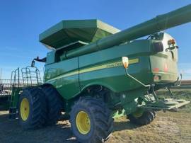 2017 JOHN DEERE S680