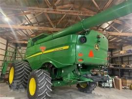 2017 JOHN DEERE S680