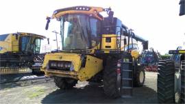 2017 NEW HOLLAND CR8.90