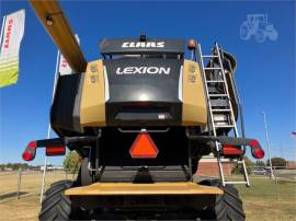 2018 CLAAS LEXION 740TT