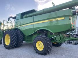 2018 JOHN DEERE S780