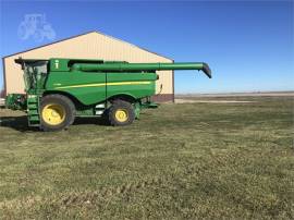 2019 JOHN DEERE S780