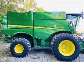 2019 JOHN DEERE S780