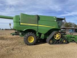 2019 JOHN DEERE S790