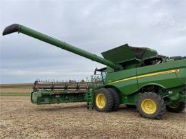 2020 JOHN DEERE S780