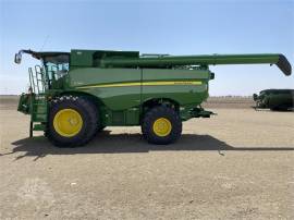 2021 JOHN DEERE S780