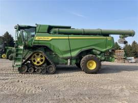 2021 JOHN DEERE X9 1000