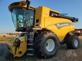 2021 NEW HOLLAND CR8.90