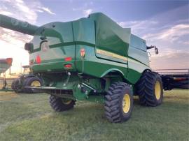 2022 JOHN DEERE S770