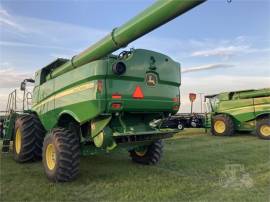 2022 JOHN DEERE S770