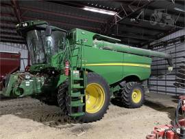 2022 JOHN DEERE S770