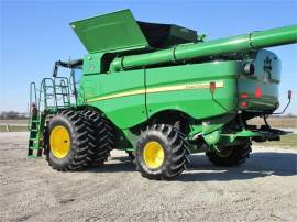 2022 JOHN DEERE S770