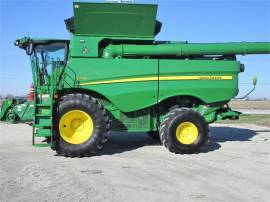 2022 JOHN DEERE S770