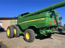 2022 JOHN DEERE S770