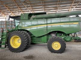 2022 JOHN DEERE S780