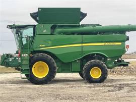 2022 JOHN DEERE S780