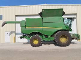 2022 JOHN DEERE S780