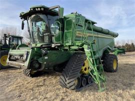 2022 JOHN DEERE X9 1100