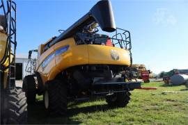 2022 NEW HOLLAND CR8.90