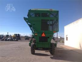 2005 JOHN DEERE 7460