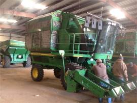 2009 JOHN DEERE 7460