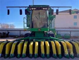 2011 JOHN DEERE 7460