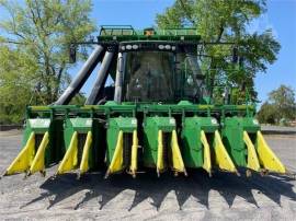 2011 JOHN DEERE 7760