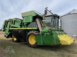 2015 JOHN DEERE CP690