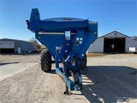 1998 KINZE 840