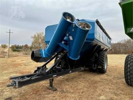 2017 KINZE 1300