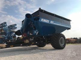 2022 KINZE 1051