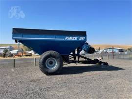 2022 KINZE 1051