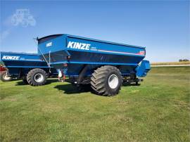 2022 KINZE 1121