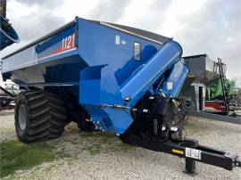 2022 KINZE 1121