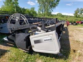 2003 GLEANER 8000