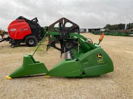 2004 JOHN DEERE 630F