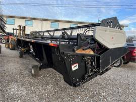 2005 GLEANER 8000