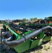 2005 JOHN DEERE 630F