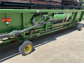 2006 JOHN DEERE 630F