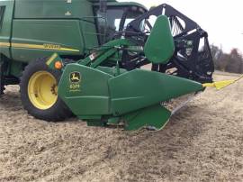 2006 JOHN DEERE 630F