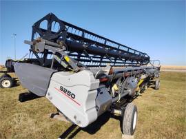 2010 GLEANER 9250