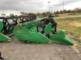 2011 JOHN DEERE 630F