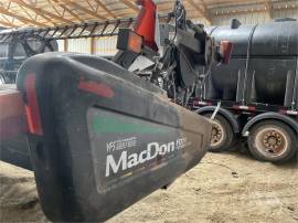 2011 MAC DON FD70