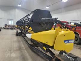 2011 NEW HOLLAND 740CF-35