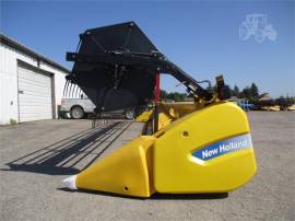 2011 NEW HOLLAND 740CF-35